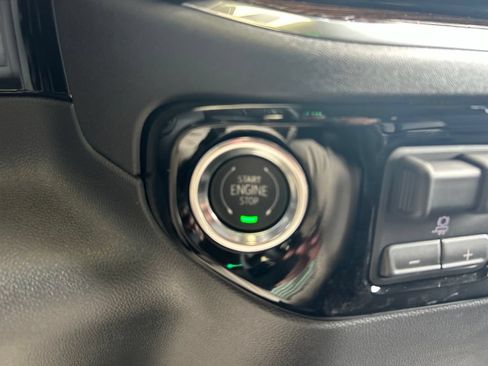 Used 2026 GMC Sierra 1500 SLE AWD/4WD image 19