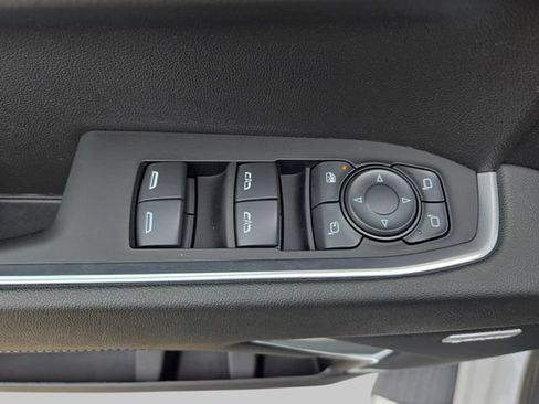 Used 2023 Chevrolet Silverado 1500 LTZ AWD/4WD image 29