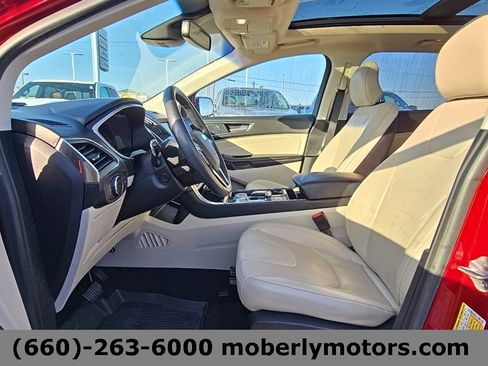 Used 2019 Ford Edge Titanium w/ Equipment Group 301A image 11