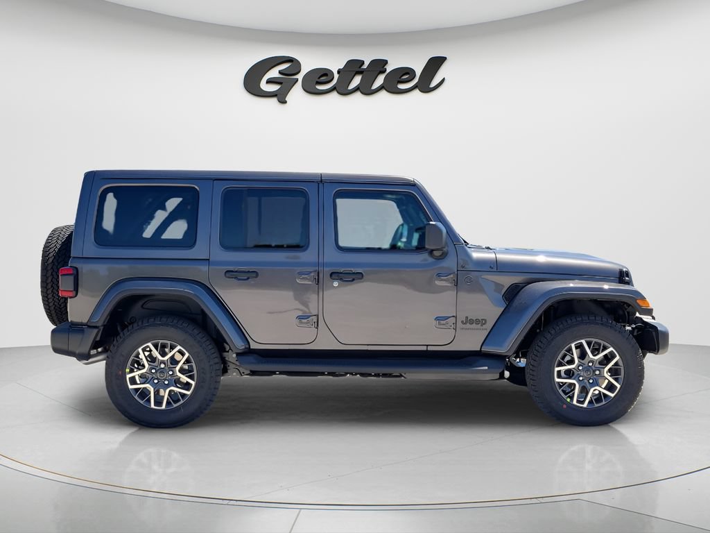New 2026 Jeep Wrangler Unlimited Sahara AWD/4WD image 4