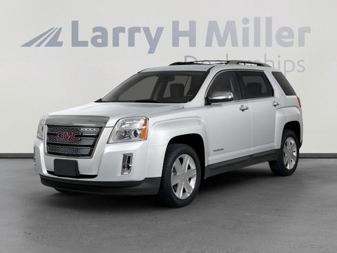 Used 2015 GMC Terrain SLT image 1