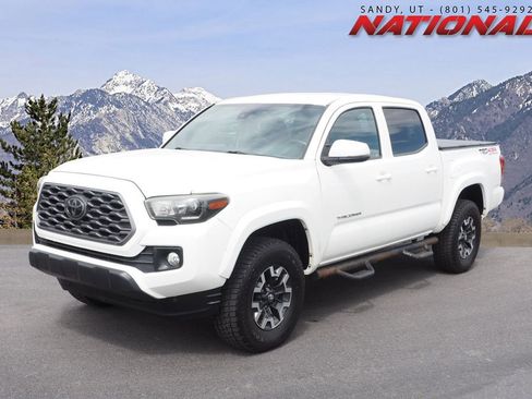 Used 2021 Toyota Tacoma TRD Off-Road w/ Technology Package AWD/4WD image 1