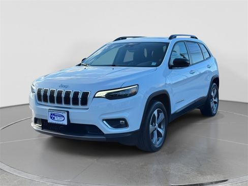 Used 2022 Jeep Cherokee Limited image 3