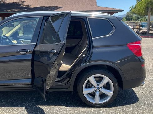 Used 2017 BMW X3 sDrive28i RWD image 15