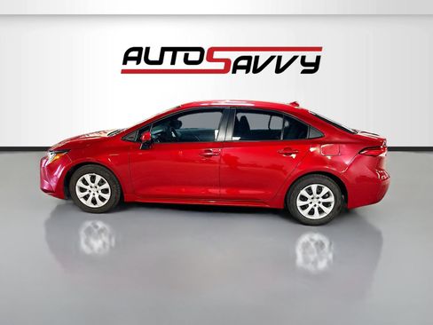 Used 2021 Toyota Corolla LE FWD image 4