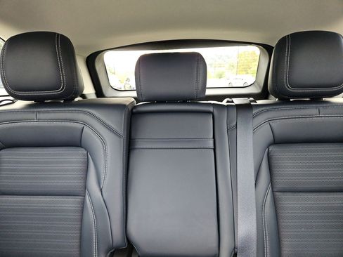 Used 2024 Lincoln Nautilus Reserve AWD/4WD image 5