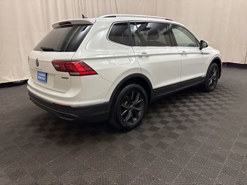 Used 2024 Volkswagen Tiguan SE image 5