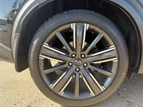 Used 2021 INFINITI QX50 Luxe w/ Appearance Package image 10