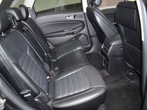 Used 2016 Ford Edge SEL w/ Equipment Group 201A image 7