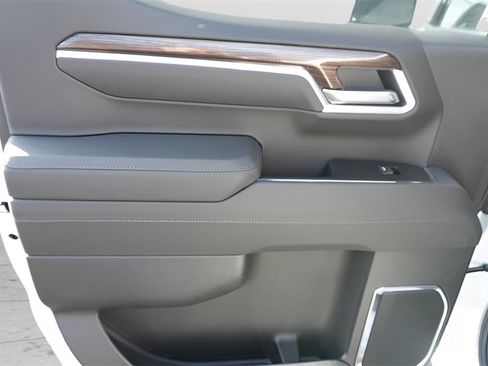 New 2026 Chevrolet Silverado 1500 LT w/ Safety Package image 32