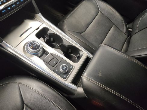Used 2020 Ford Explorer Limited AWD/4WD image 26