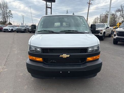 Used 2024 Chevrolet Express 3500 LS image 8