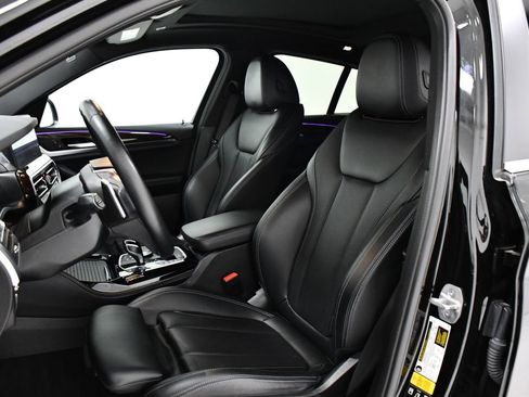 Used 2023 BMW X4 xDrive30i w/ Premium Package image 19