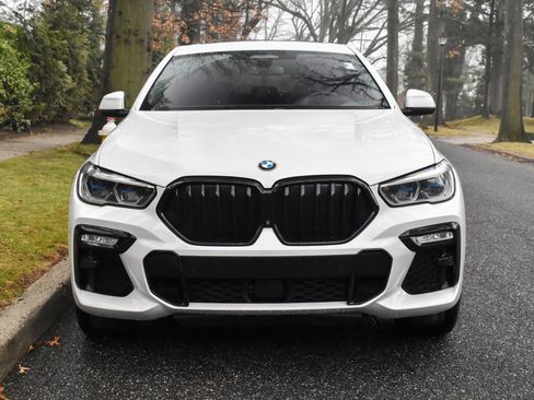 Used 2020 BMW X6 M50i w/ Executive Package AWD/4WD image 13