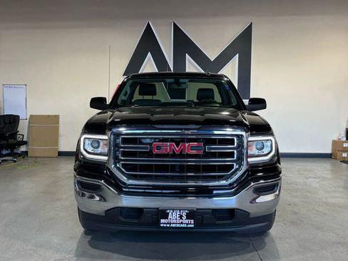 Used 2017 GMC Sierra 1500 SLE image 2