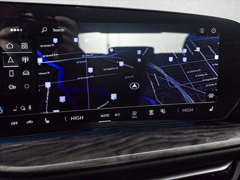 Certified 2025 Audi Q5 Premium w/ Convenience Package image 13