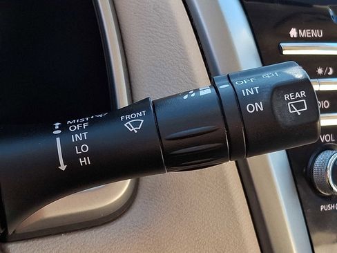 Used 2019 Nissan Murano SV image 22