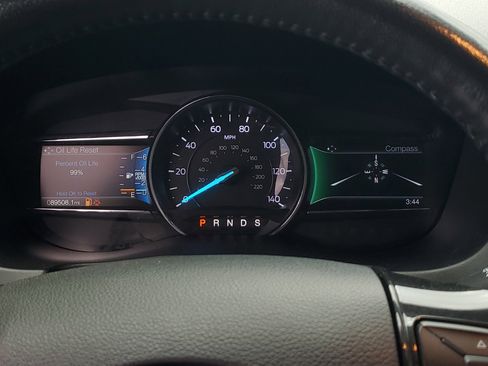 Used 2019 Ford Explorer XLT w/ Equipment Group 201A image 29