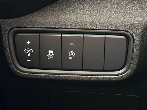 Used 2024 Kia Soul LX w/ Option Group 015 FWD image 26