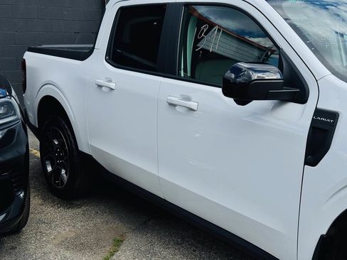 Used 2025 Ford Maverick Lariat AWD/4WD image 4