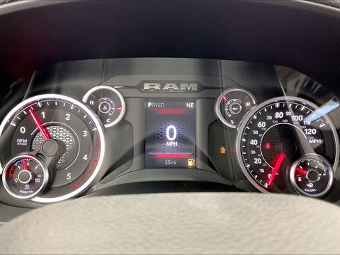 New 2026 RAM 2500 Tradesman AWD/4WD image 19