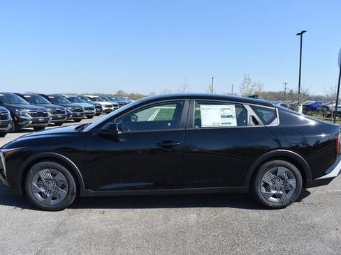 New 2026 Kia K4 LX FWD image 7