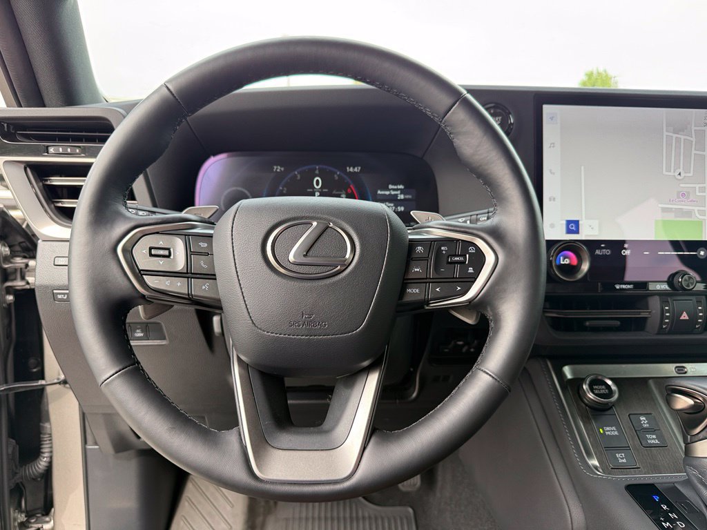Used 2026 Lexus GX 550 w/ Accessory Package (2T) AWD/4WD image 11