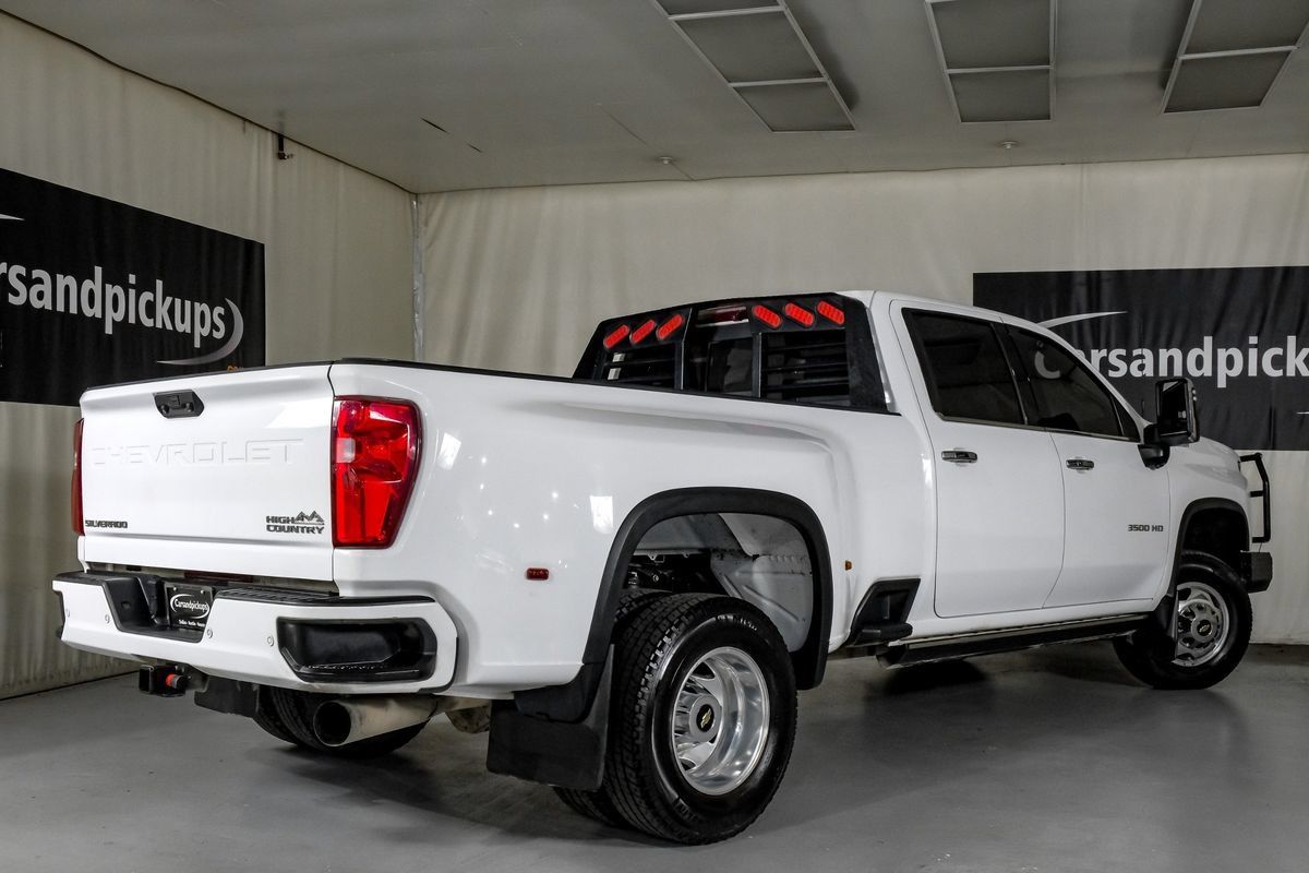 Used 2022 Chevrolet Silverado 3500 High Country w/ Safety Package II AWD/4WD image 8