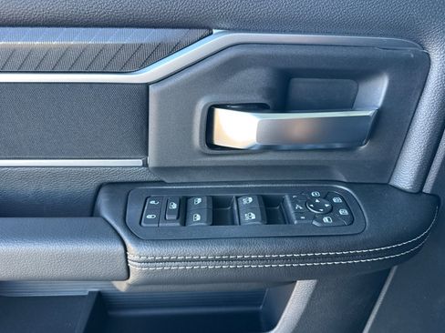 New 2026 RAM 3500 Big Horn AWD/4WD image 10