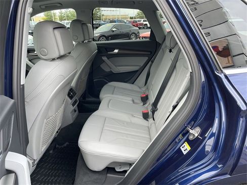 Used 2025 Audi Q5 2.0T Premium Plus w/ Premium Plus Package image 13