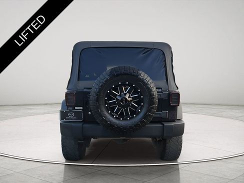 Used 2018 Jeep Wrangler Unlimited Sport S image 4