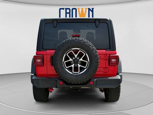 Used 2026 Jeep Wrangler Unlimited Rubicon AWD/4WD image 4
