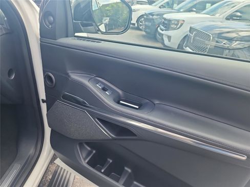 New 2026 Lincoln Navigator Reserve AWD/4WD image 27