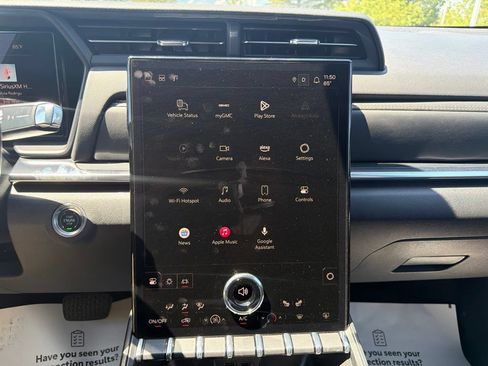 Used 2025 GMC Terrain Elevation AWD/4WD image 29