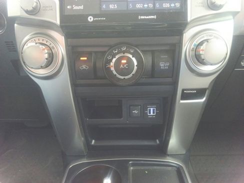 Used 2022 Toyota 4Runner SR5 RWD image 28