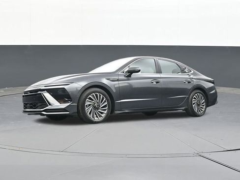 Used 2024 Hyundai Sonata Limited image 57