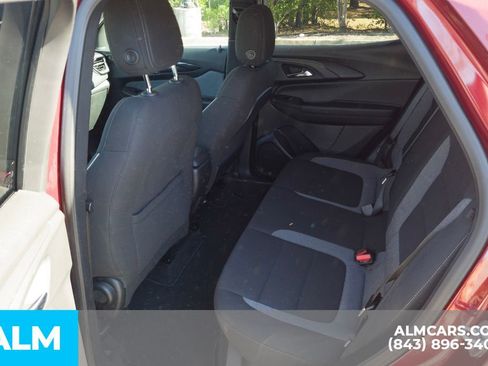 Used 2025 Chevrolet TrailBlazer LT image 17