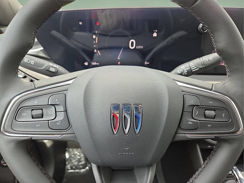 New 2026 Buick Envista Avenir FWD image 24