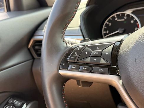 Used 2025 Nissan Altima 2.5 SR image 20