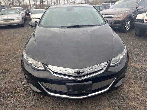 Used 2017 Chevrolet Volt LT w/ Comfort Package FWD image 20