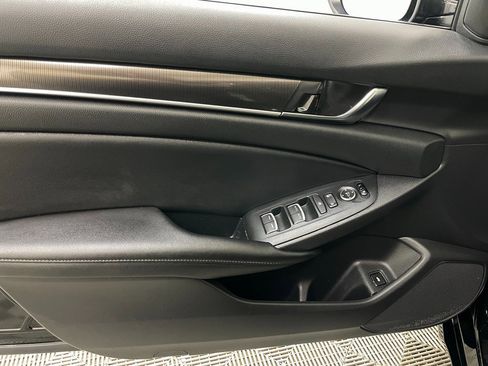 Used 2020 Honda Accord Sport image 20