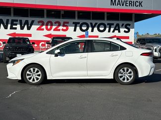 Used 2025 Toyota Corolla LE video 2
