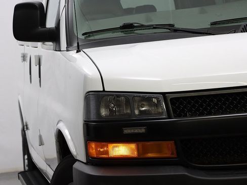 Used 2023 Chevrolet Express 2500 LS image 4