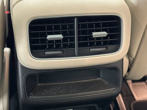 Certified 2024 Mercedes-Benz GLE 450 4MATIC image 16