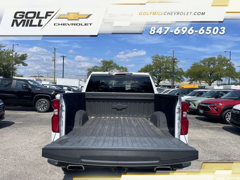 Used 2021 Chevrolet Silverado 1500 LT Trail Boss w/ Bed Protection Package AWD/4WD image 12