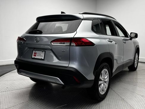 Used 2025 Toyota Corolla Cross LE FWD image 42