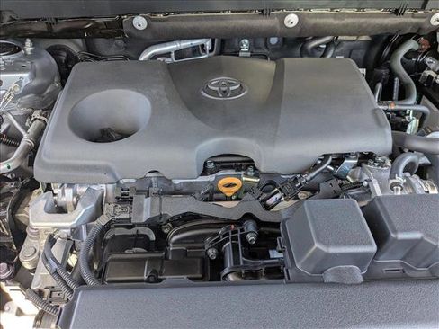 New 2025 Toyota RAV4 XLE image 15