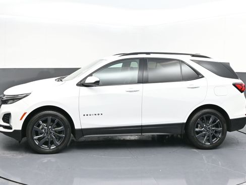 Used 2023 Chevrolet Equinox RS FWD image 4