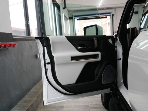Used 2024 GMC Hummer EV 2X AWD/4WD image 10