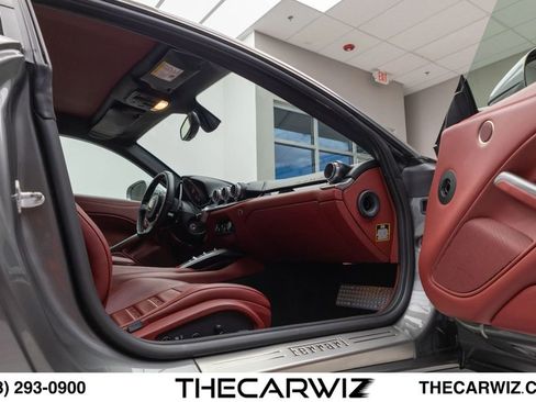 Used 2016 Ferrari F12 Berlinetta RWD image 85